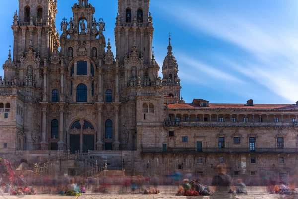 Catedral Santiago Larga Exposición Con Muchos Peregrinos Borrosos —  Fotos de Stock