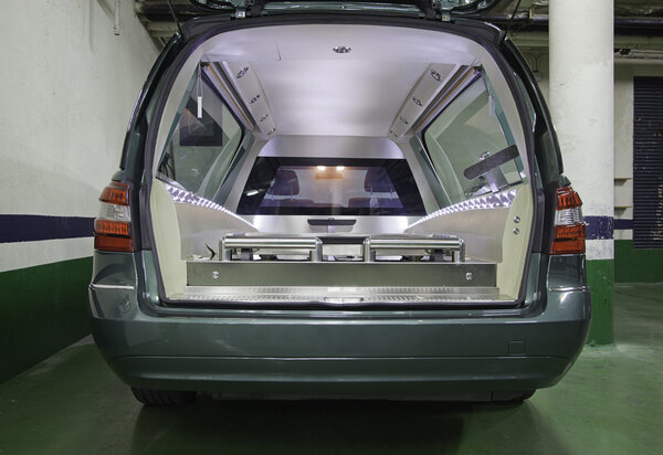 Похоронный вагон
