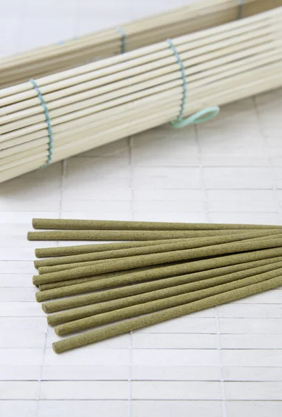 Kadzidełka i bambusowe — Zdjęcie stockowe