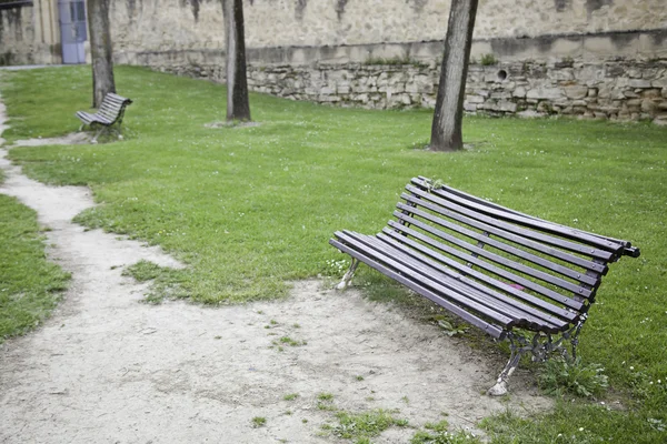 Benches in park — Stock Photo, Image