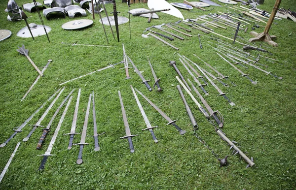 Espadas de guerra medieval — Fotografia de Stock