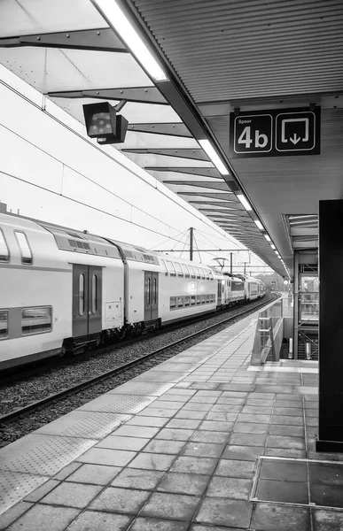 Estación Tren Brujas Transporte Detalle Por Rieles Turismo Europa —  Fotos de Stock