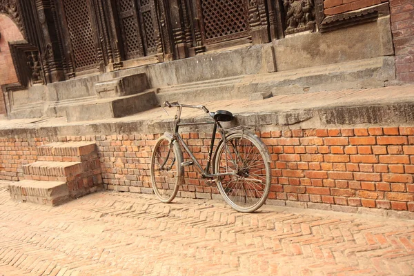 Bicycle on the street — Stock Photo, Image