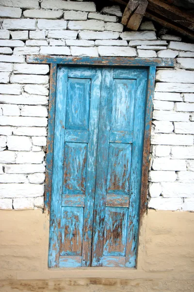 傾斜のドア — ストック写真