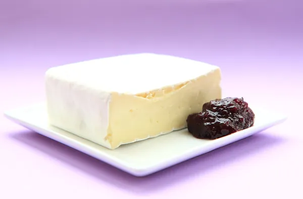 Cramberry marmelat carre peynir ile — Stok fotoğraf