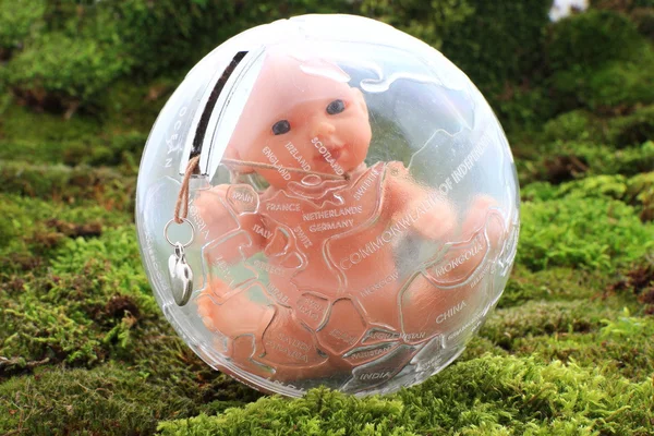 Child in a transparent world — Stock Photo, Image