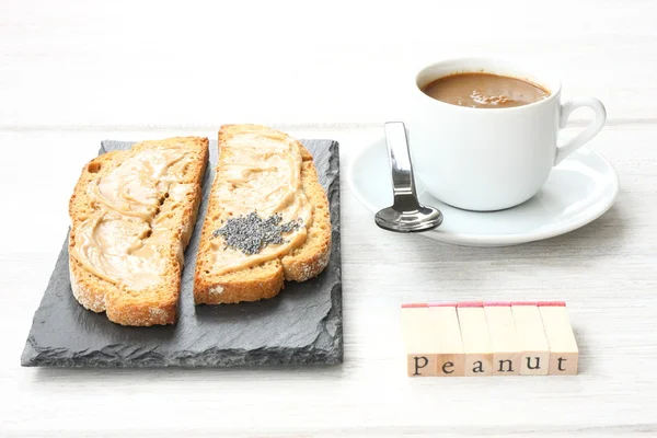 Toast en koffie met stempels — Stockfoto