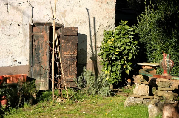 Ogród retro-lesaka — Zdjęcie stockowe