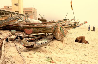 beach-saint üzerinde dua erkek louis du senegal