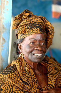 craftswoman-Ziguinchor-Senegal