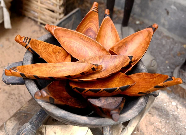 Kleine houten kano's-ziguinchor-senegal — Stockfoto