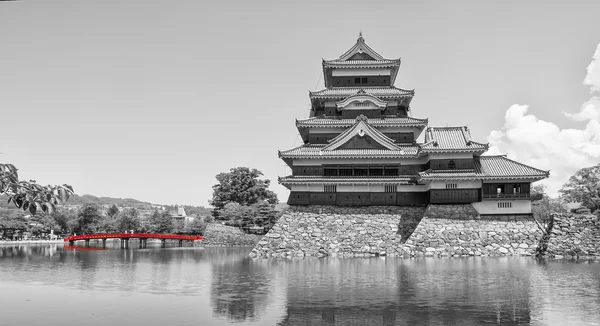 Matsumoto castle,japan.in czarny i biały i selektywne de-nasycenia — Zdjęcie stockowe