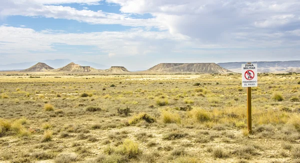 Zone militaire dans le désert Les Bardenas Reales en Navarre — Photo