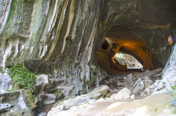 Zugarramurdi-höhlen in navarra — Stockfoto