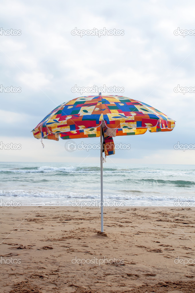 Parasol Sur La Plage Photographie Changered 23925745