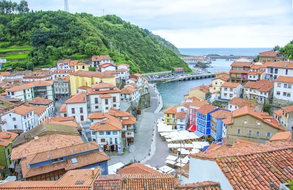 Panoramisch uitzicht van cudillero, Spanje — Stockfoto