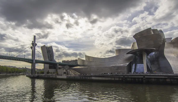Guggenheim Múzeum, Bilbao — Stock Fotó