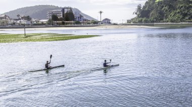 Ribadesella içinde kanosu