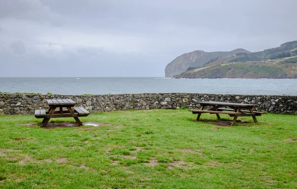 Viewpoint with benches in Mundaka — Stock Photo, Image