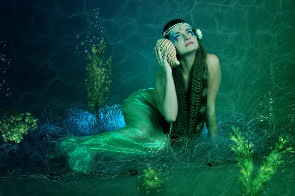 Bella ragazza sirena — Foto Stock