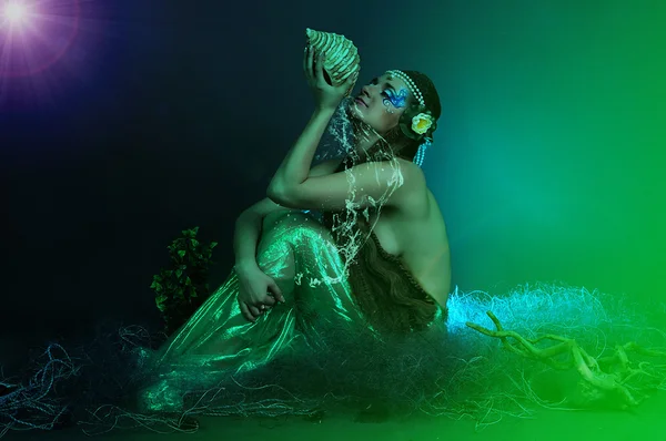 Bella ragazza sirena — Foto Stock