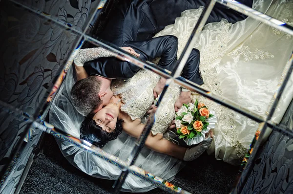 Casamento de um jovem casal — Fotografia de Stock