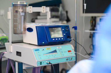 Ameliyat sırasında elektropıhtılaşma için aygıt