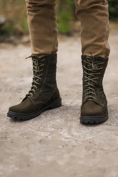 Homem Militar Botas Táticas Couro Verde Escuro — Fotografia de Stock