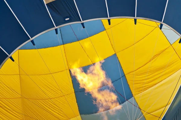 Balon na gorące powietrze — Zdjęcie stockowe