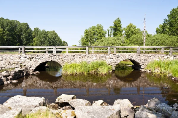 İsveç'te köprü — Stok fotoğraf