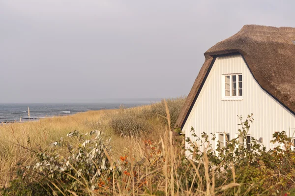 Hus i ahrenshoop i Tyskland — Stockfoto