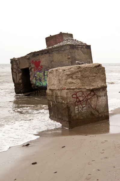 Bunker remains on the Baltic Sea on Darss in Germany — Stock Photo, Image