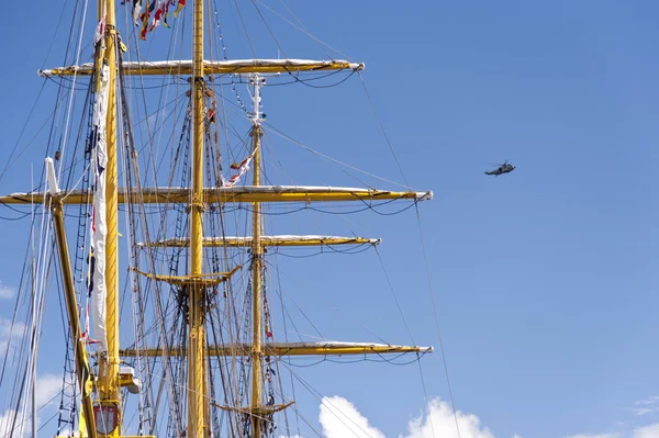 Masts of a Tall Ship — Stock Photo, Image