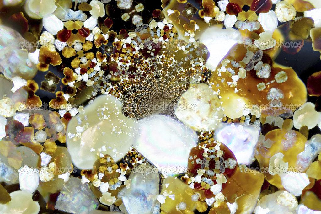Kaleidoscopic sand grains