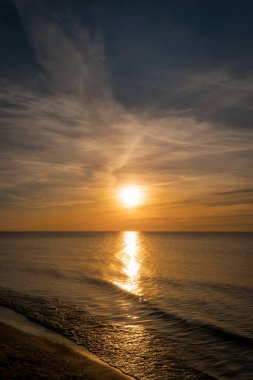 Almanya 'da Ahrenshoop sahilinde gün batımı