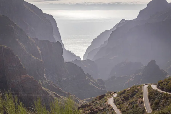 Tenerife 'deki Masca Vadisi' nin kayalıklarının manzarası