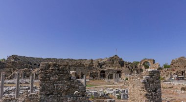 Ticaret Agora 'nın Türkiye' deki kalıntılarının panoramik görünümü