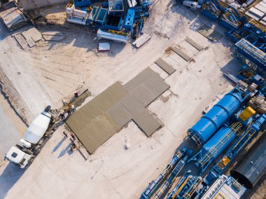 Asfalt tesisi çalışma sürecinde, hava görüşü