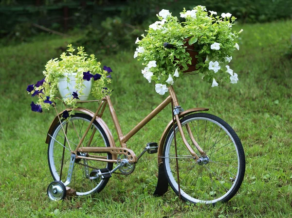 Sztuka ogrodowa rowerów Obrazek Stockowy