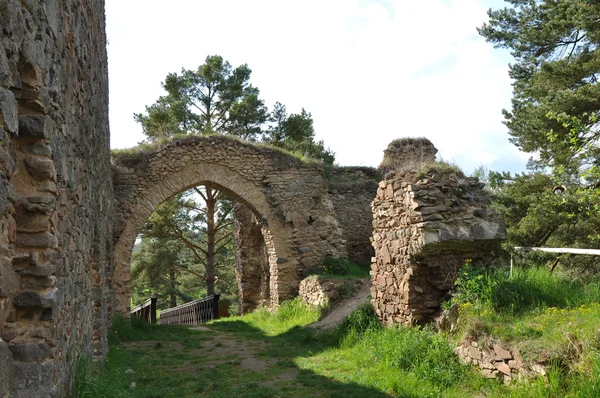 Foto de ruinas del antiguo castillo de Vrskamyk — Foto de Stock