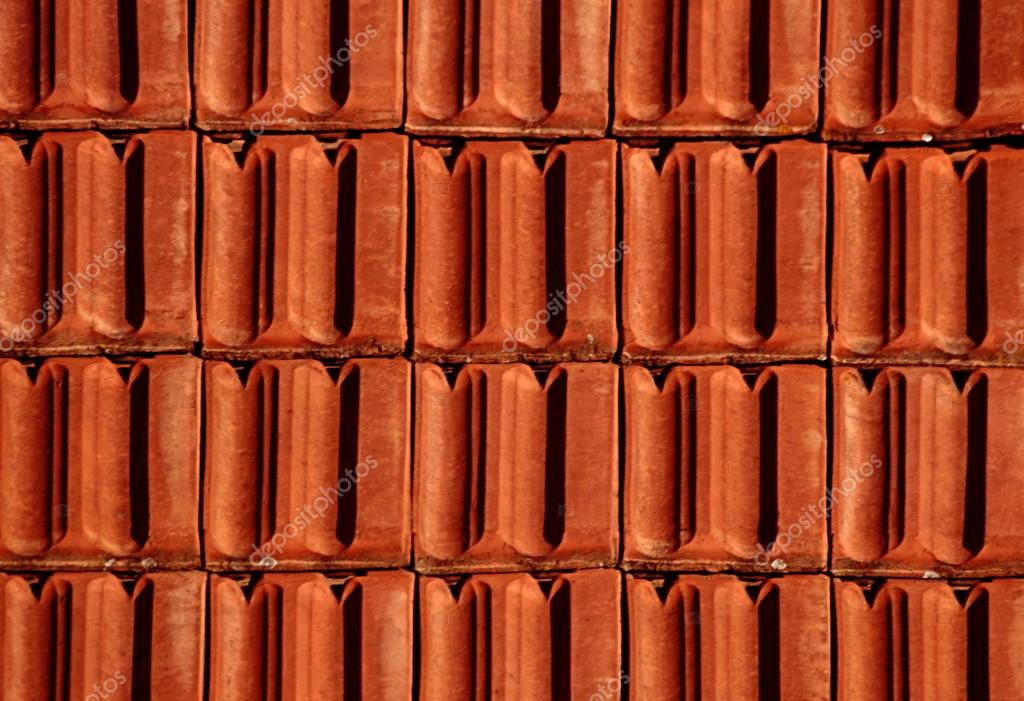 techo de ladrillo rojo — Foto de stock © Ahojdoma #18287893