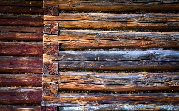 Parede de uma velha casa de madeira — Fotografia de Stock