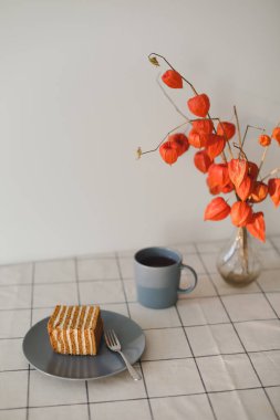 Kahvaltı için nefis bir pasta, estetik görünüş.