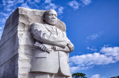 Washington DC, ABD - 15 Ekim 2021: Washington DC 'deki National Mall' daki Martin Luther King Jr. Anıtı.
