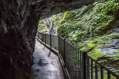 İsviçre 'de Alpler' deki Mala geçidi.
