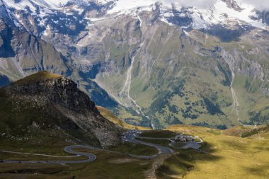 Grossglockner dağ manzaralı yol Alplerde Avusturya 'da