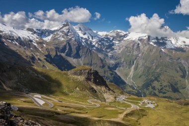 Grossglockner dağ manzaralı yol Alplerde Avusturya 'da