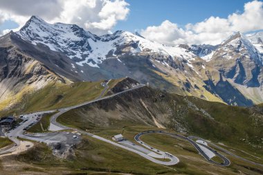 Grossglockner dağ manzaralı yol Alplerde Avusturya 'da