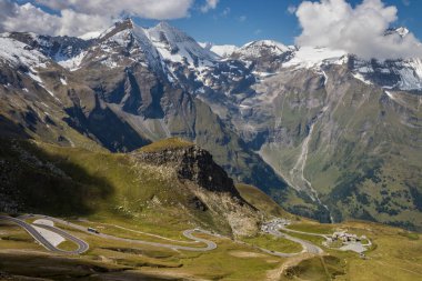 Grossglockner dağ manzaralı yol Alplerde Avusturya 'da