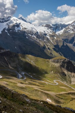 Grossglockner dağ manzaralı yol Alplerde Avusturya 'da